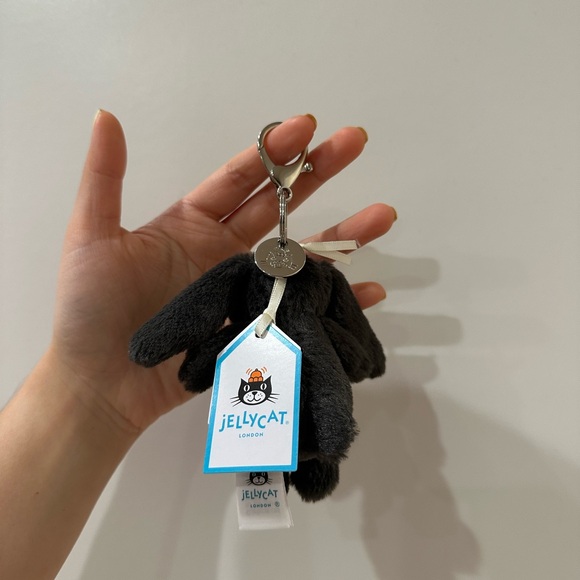 Jellycat Inky Bunny Bag Charm NWT RETIRED HTF - Picture 2 of 3